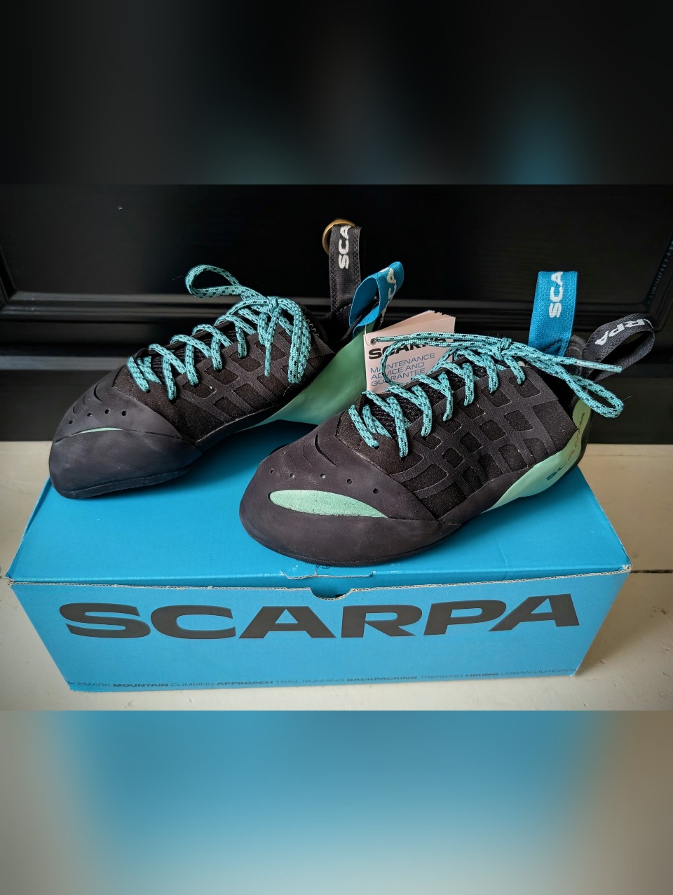 Scarpa Instincts Black With Teal Accents Women's Climbing Shoes